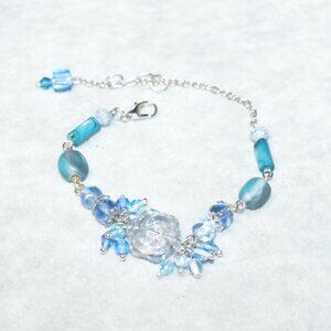 Blue glass flower bracelet with crystal clusters BC-25-002